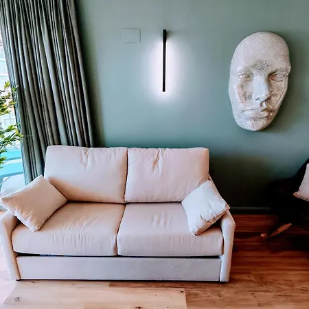 Apartamento Skyline 16 *