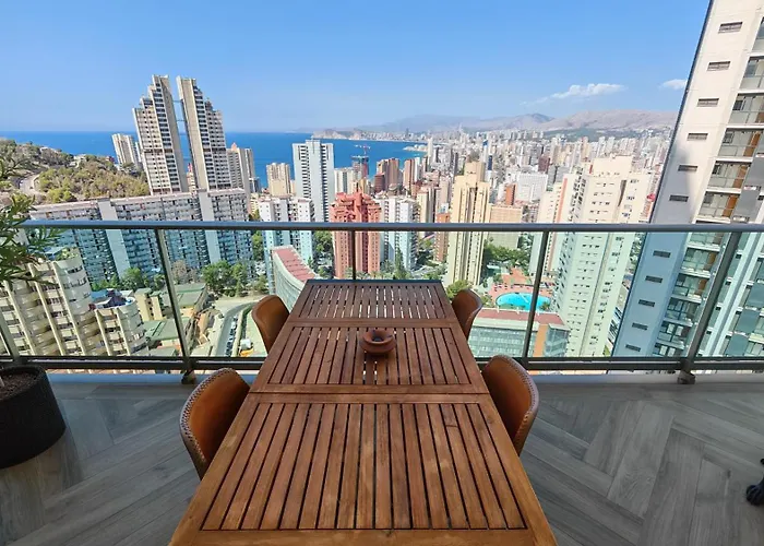 Skyline 16 *